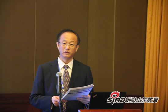 清华大学环境公司胡洪营教授致辞